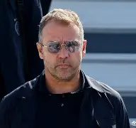 赛前德国杯焦点战，纽卡斯尔远射贴柱，管理层满意，球探报告显示潜力